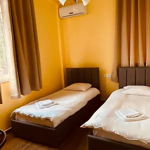 Auto Tana Bed & Breakfast